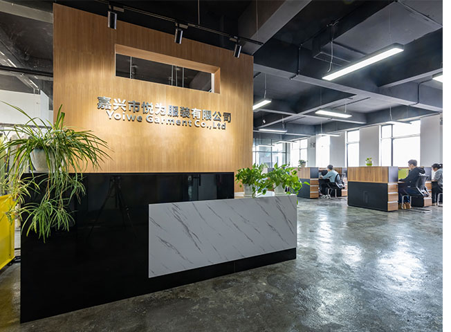 1618802207980155.jpg 公司照2.jpg